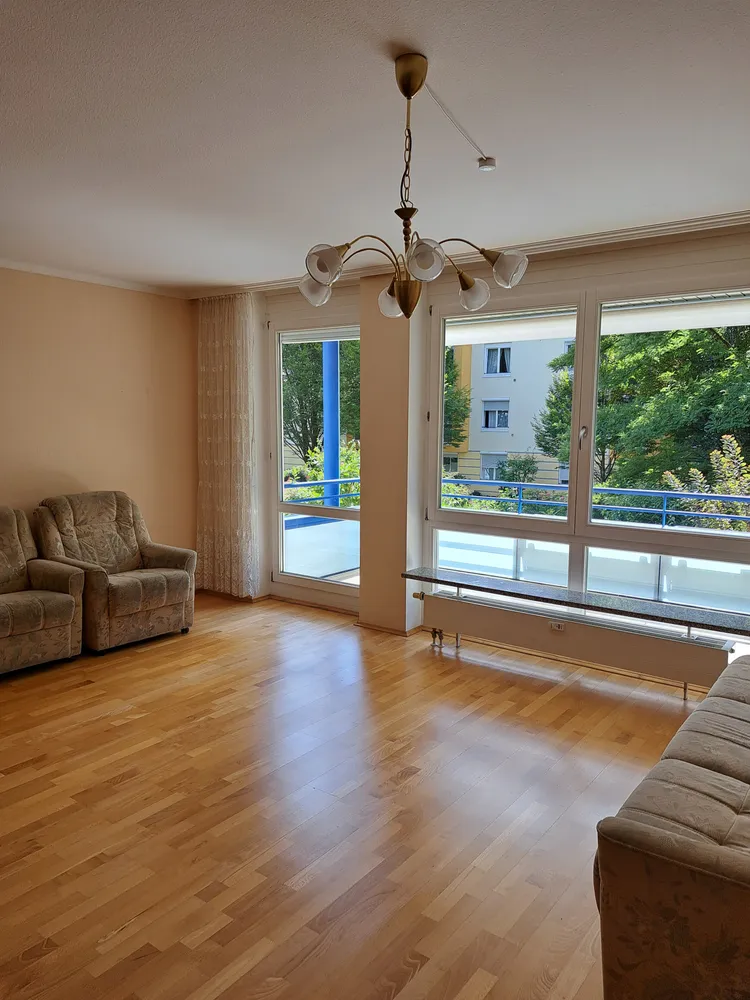 3 Zimmer Wohnung mit 81 m² in München – Bild 2
