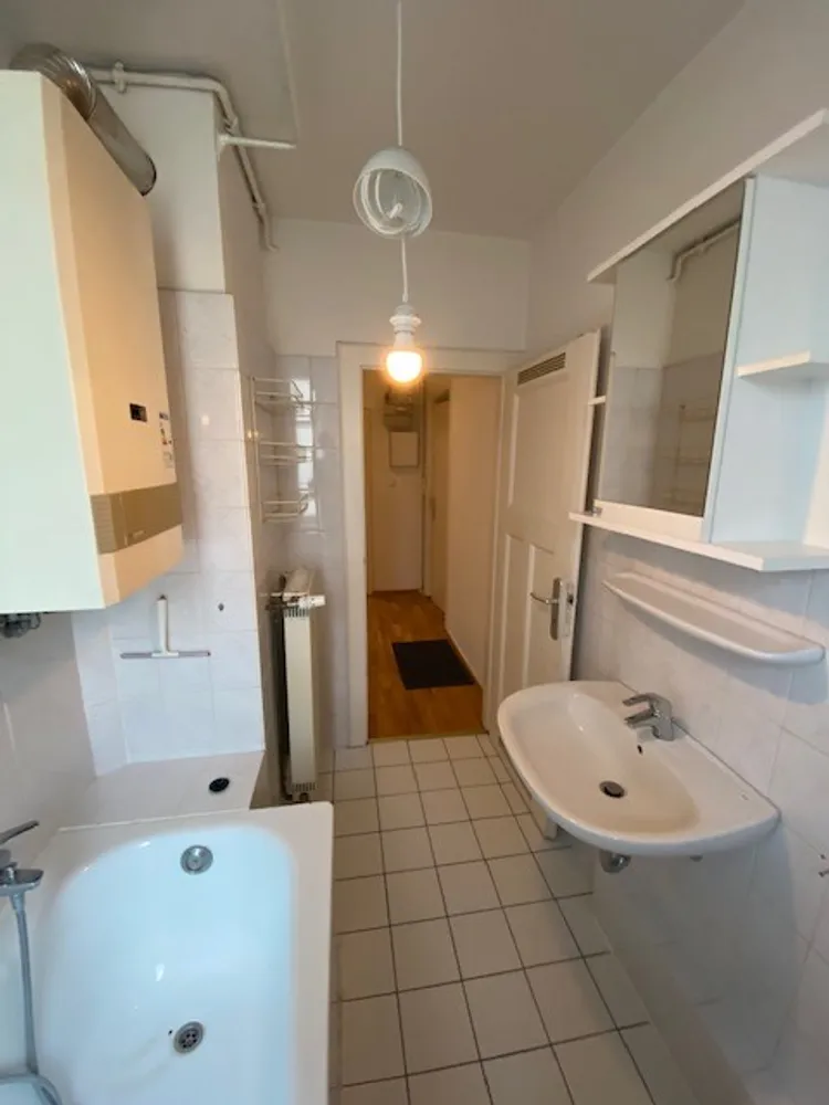 2 room apartment with 57 m² in Wiesbaden – Photo 11