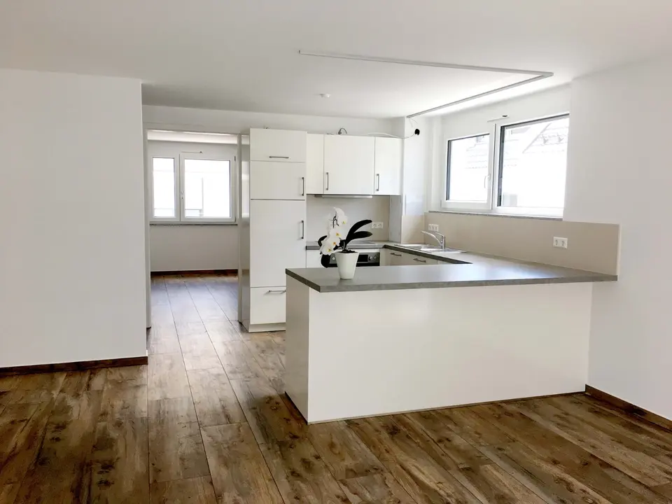 3 Zimmer Wohnung mit 85 m² in Herrenberg – Bild 2