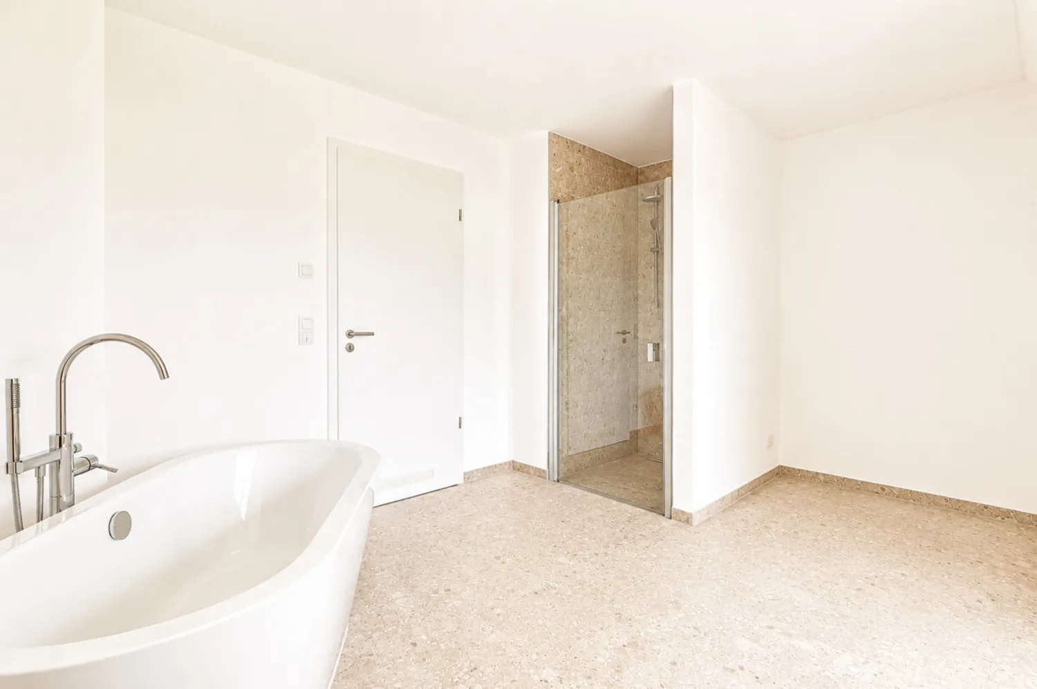 3 Zimmer Wohnung mit 117 m² in München – Bild 10
