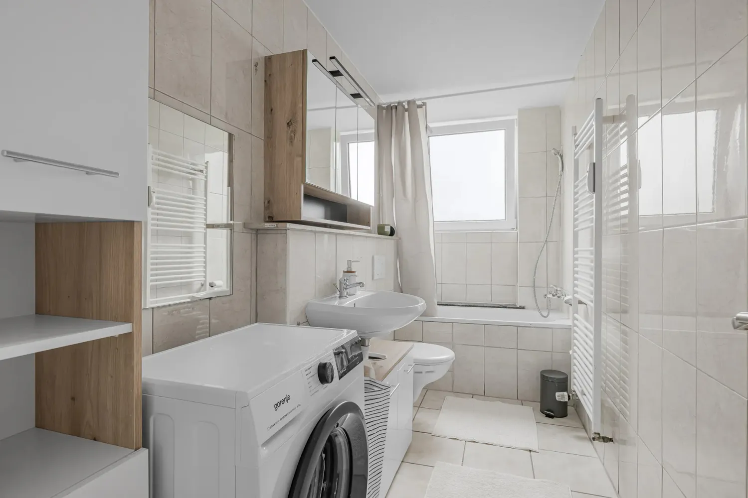 Shared room with 17 m² in Munich – Photo 1