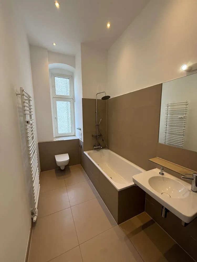 5 room apartment with 175 m² in Berlin – Photo 9