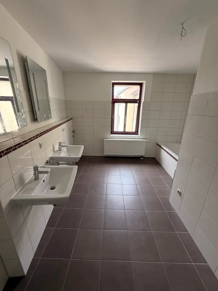 4 Zimmer Wohnung mit 150 m² in Altenburg – Bild 5