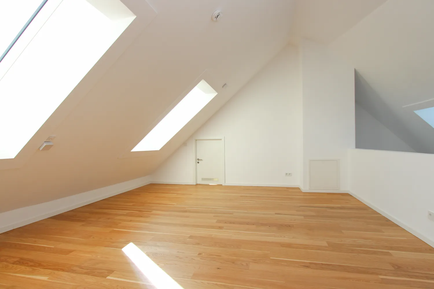 4 Zimmer Wohnung mit 106 m² in München – Bild 4
