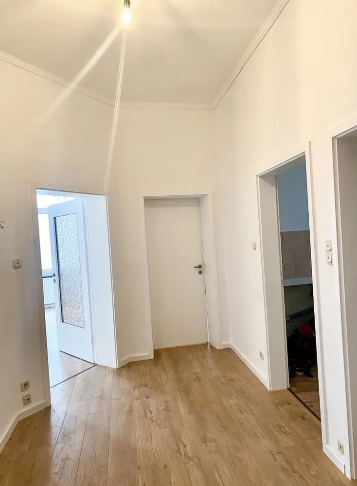 4 room apartment with 90 m² in Hanover – Photo 2