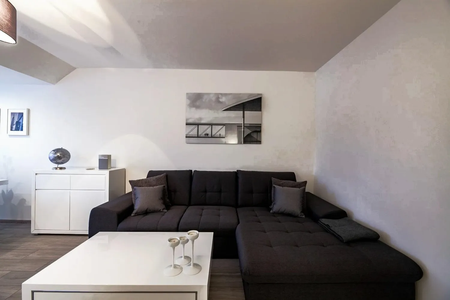 2 Zimmer Wohnung mit 68 m² in Köln – Bild 2