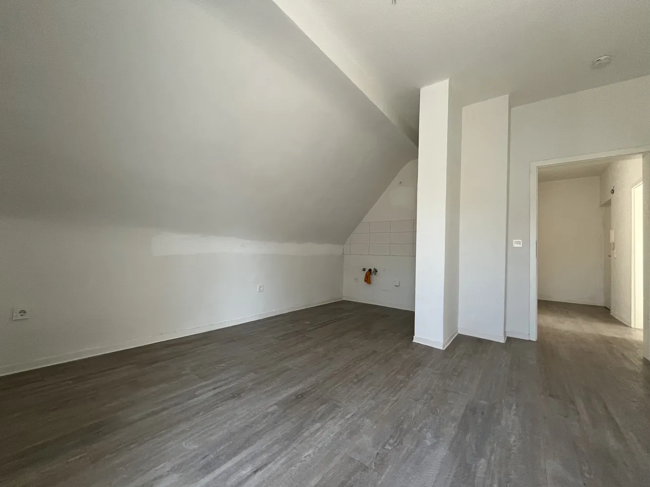 2 Zimmer Wohnung mit 53 m² in Essen – Bild 2