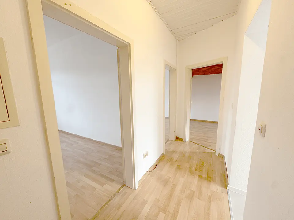 4 Zimmer Wohnung mit 63 m² in Karlsruhe – Bild 3