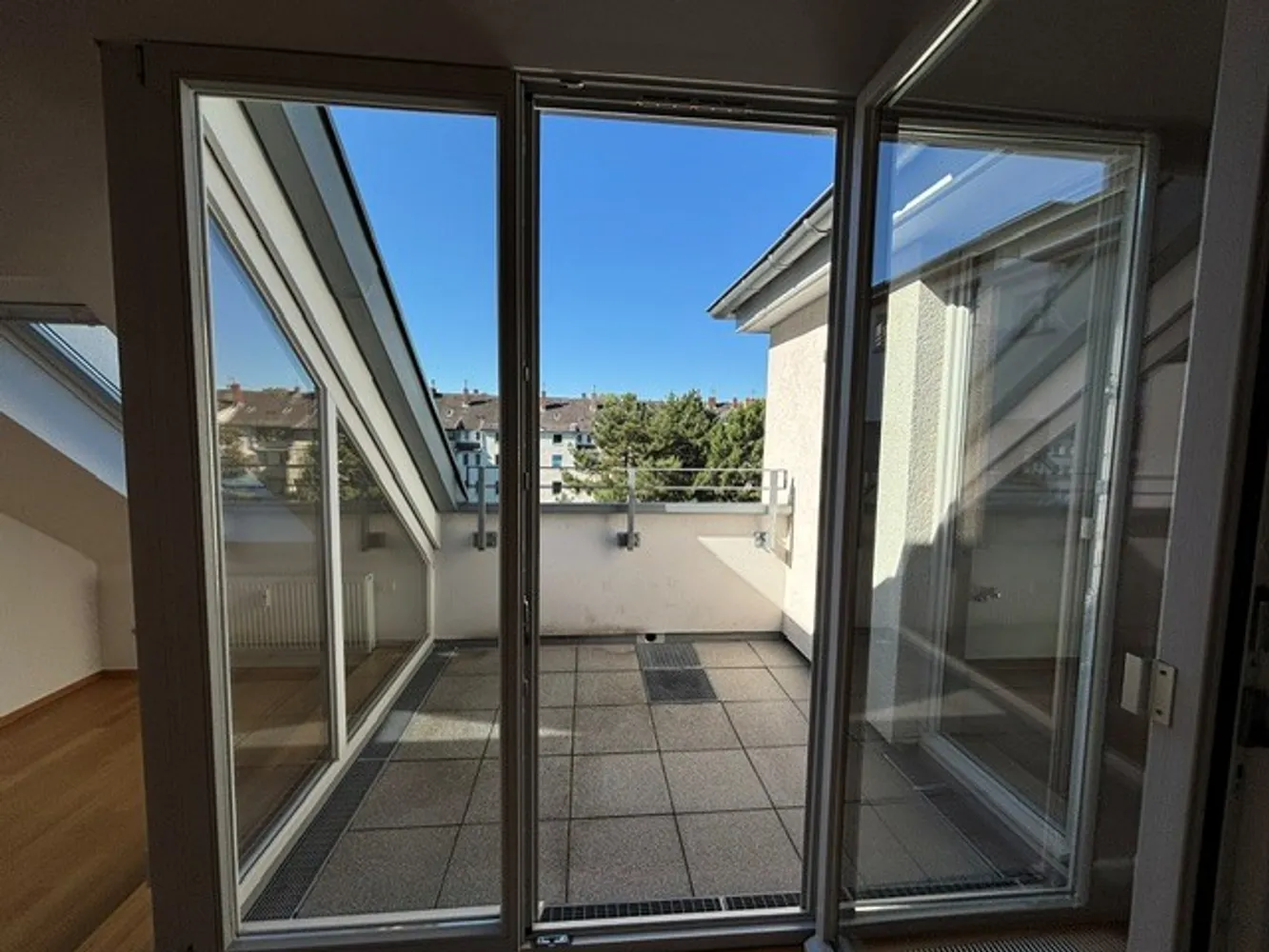 2 room apartment with 71 m² in Cologne – Photo 11