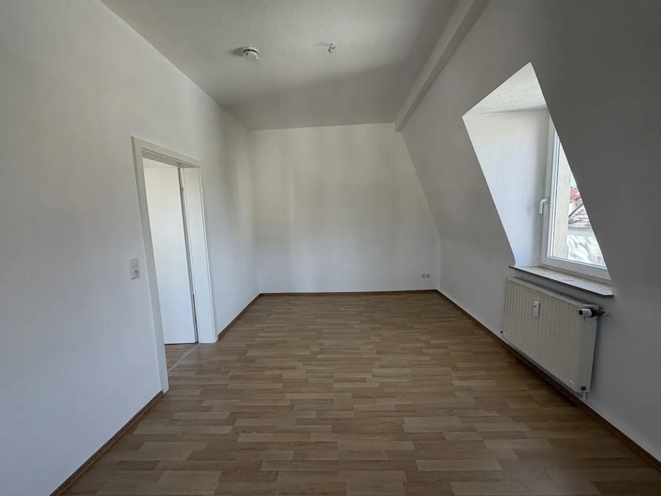 4 Zimmer Wohnung mit 84 m² in Dresden – Bild 9