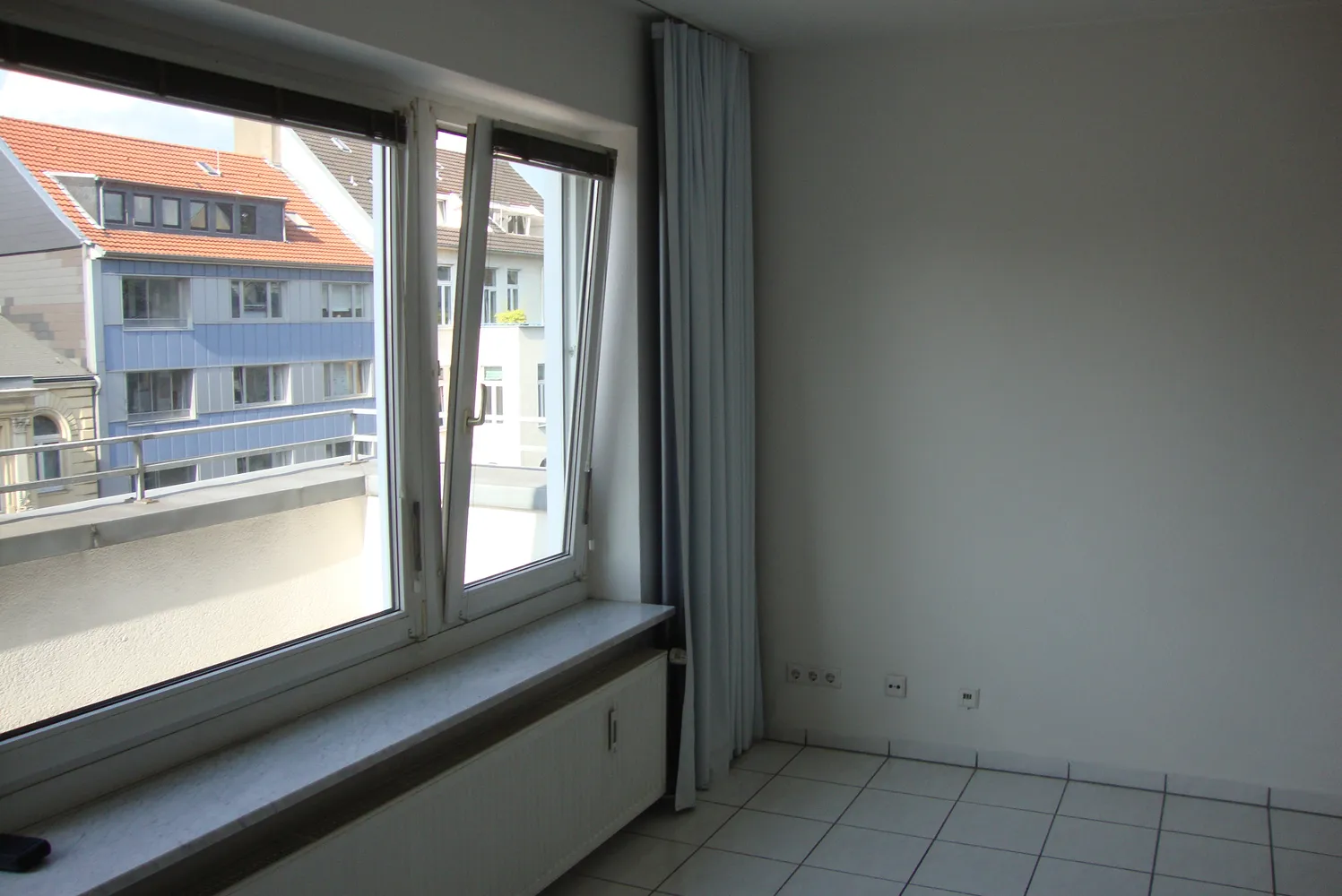 2 Zimmer Wohnung mit 33 m² in Köln – Bild 3