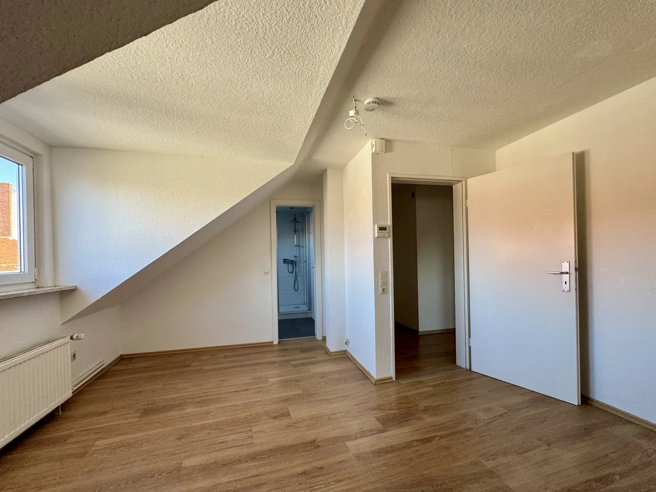 2 Zimmer Wohnung mit 62 m² in Hannover – Bild 2