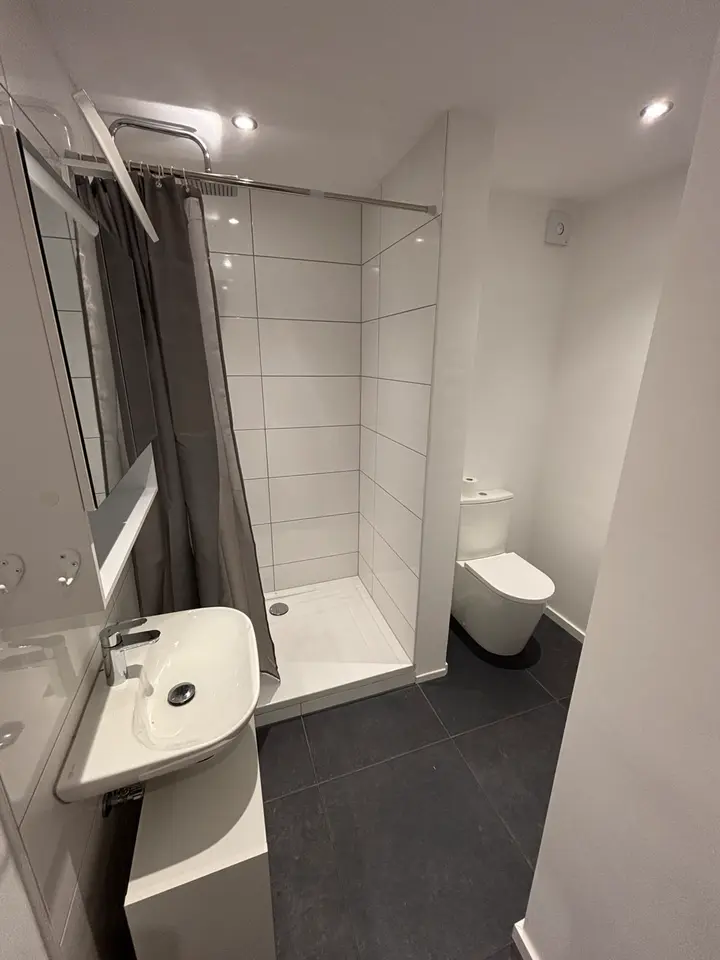 WG-Zimmer mit 43 m² in Frankfurt am Main – Bild 6