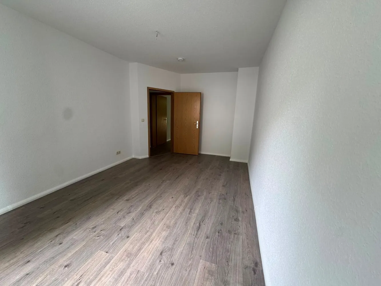 2 Zimmer Wohnung mit 56 m² in Chemnitz – Bild 2