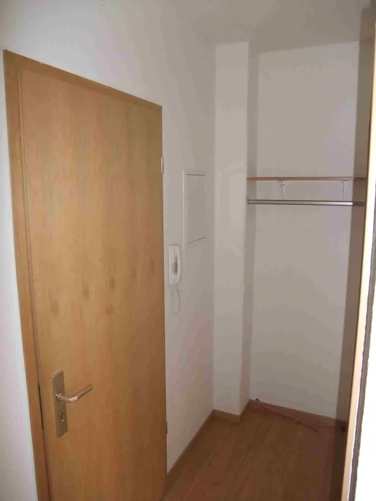 3 Zimmer Wohnung mit 81 m² in Hannover – Bild 2