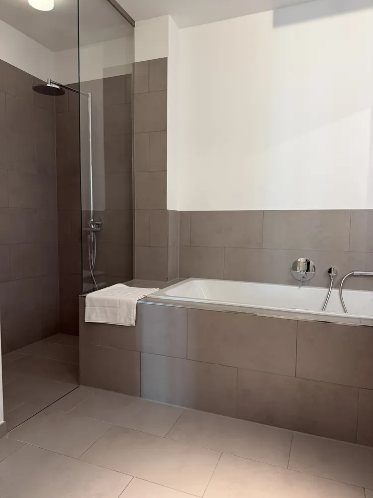 3 room apartment with 104 m² in Frankfurt am Main – Photo 10
