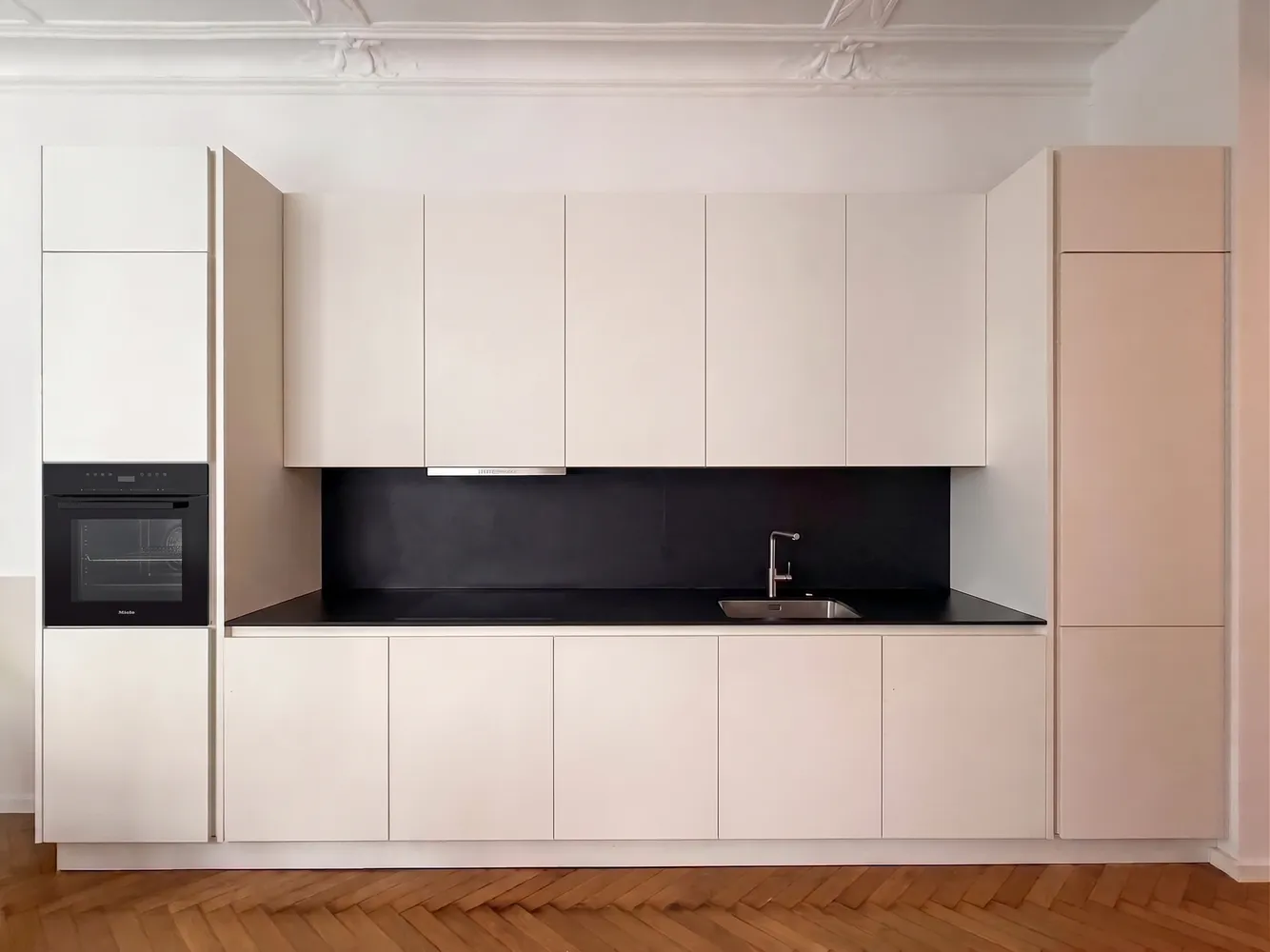 2 Zimmer Wohnung mit 77 m² in Berlin – Bild 4