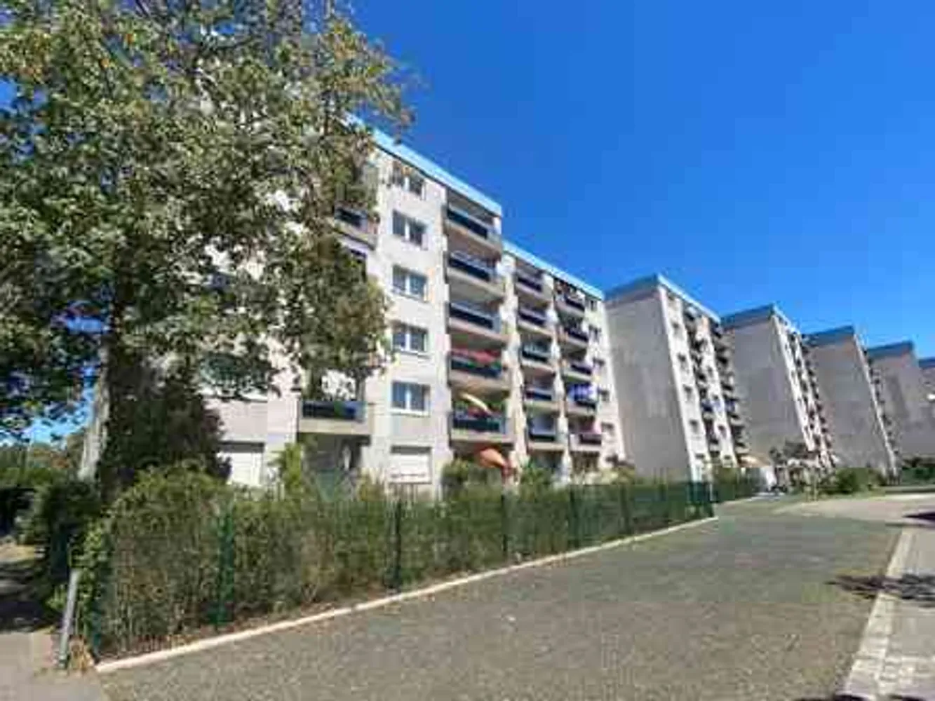 3 Zimmer Wohnung mit 72 m² in Düsseldorf – Bild 2