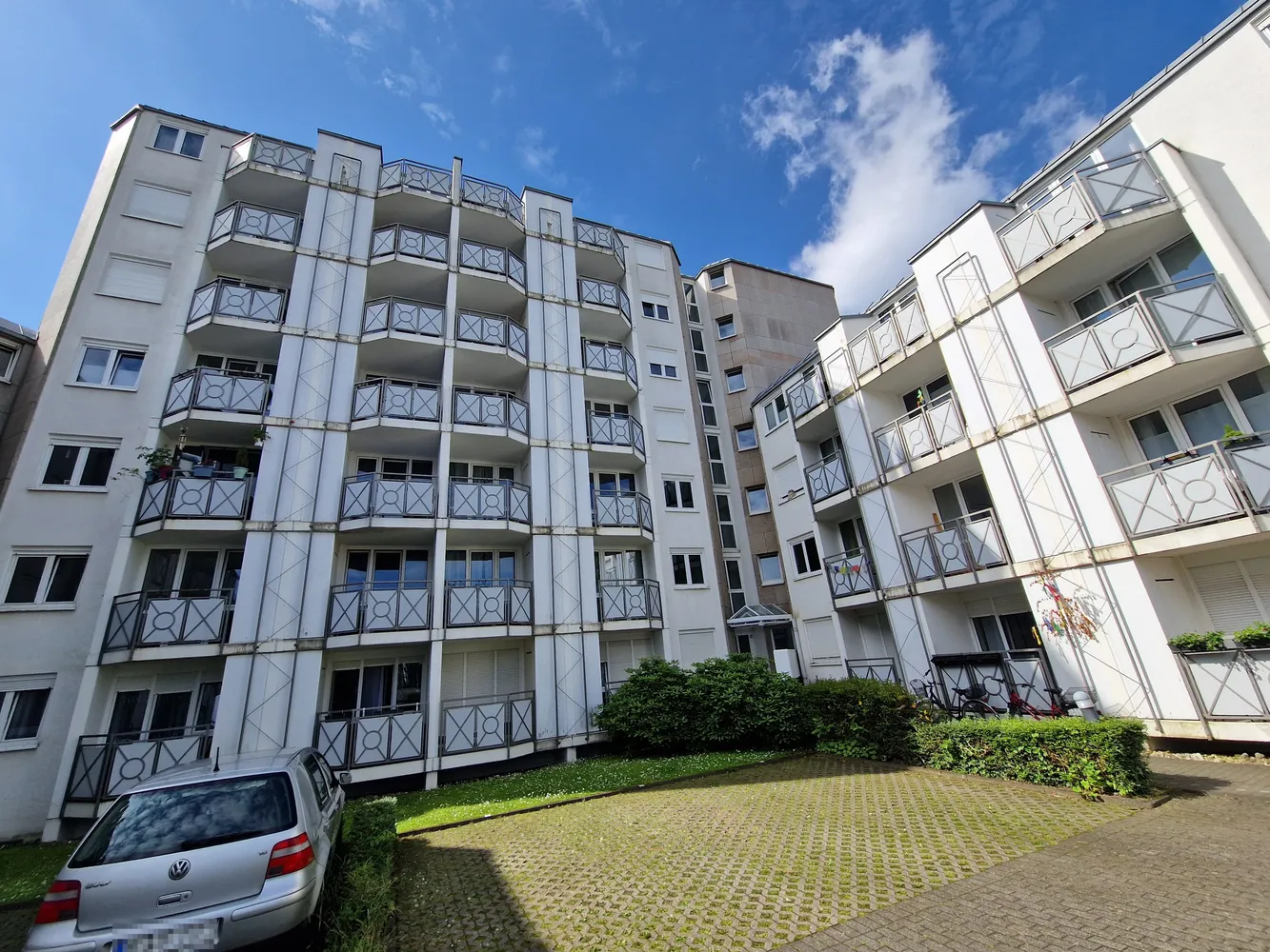 2 Zimmer Wohnung mit 39 m² in Köln – Bild 3