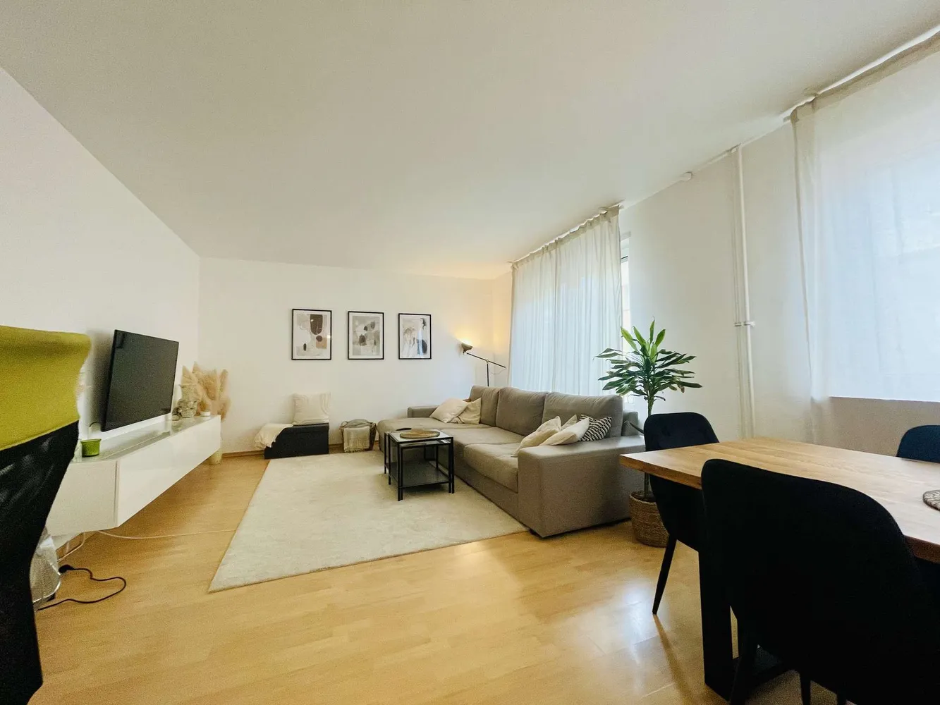 2 Zimmer Wohnung mit 82 m² in Mannheim – Bild 1