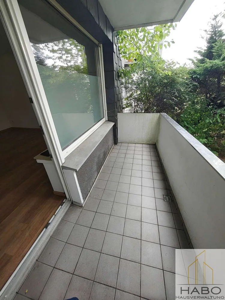 1 room apartment with 42 m² in Essen – Photo 7