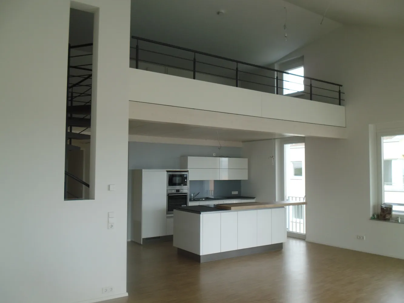 4 Zimmer Wohnung mit 144 m² in Stuttgart – Bild 1