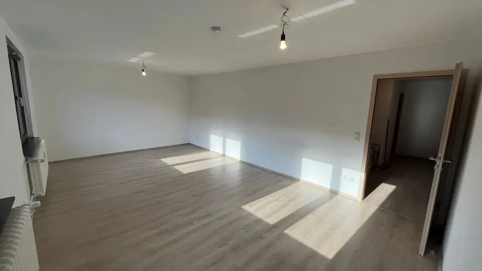 4 Zimmer Wohnung mit 85 m² in Oberhausen – Bild 1
