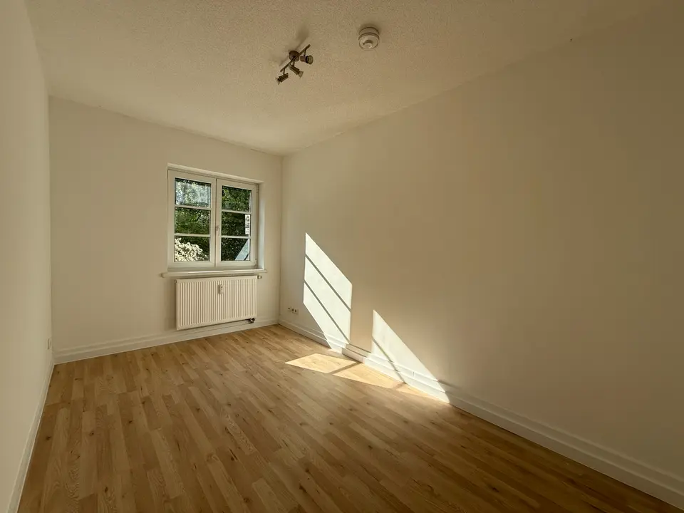 3 Zimmer Wohnung mit 64 m² in Plauen – Bild 3