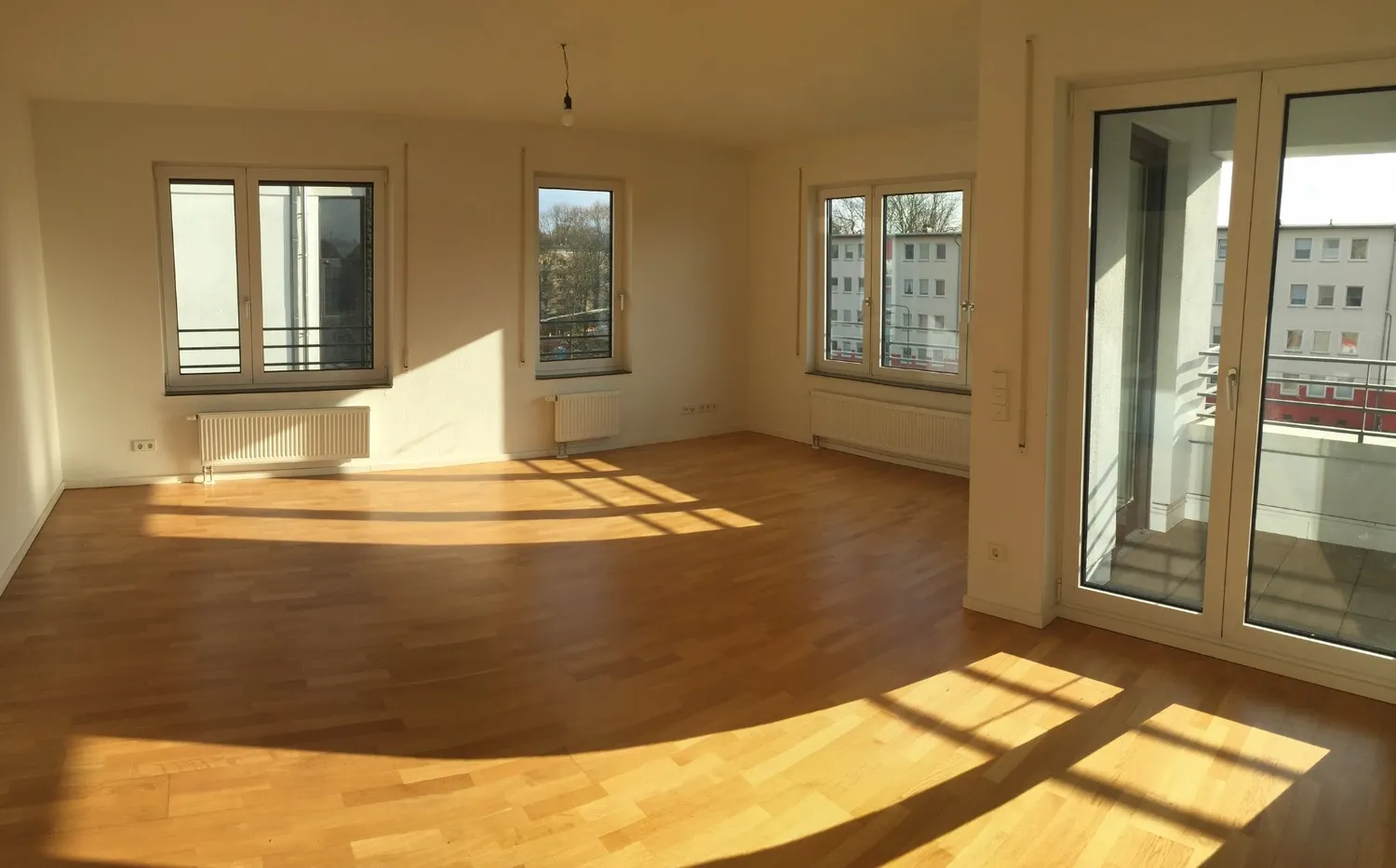 4 Zimmer Wohnung mit 111 m² in Frankfurt am Main – Bild 1