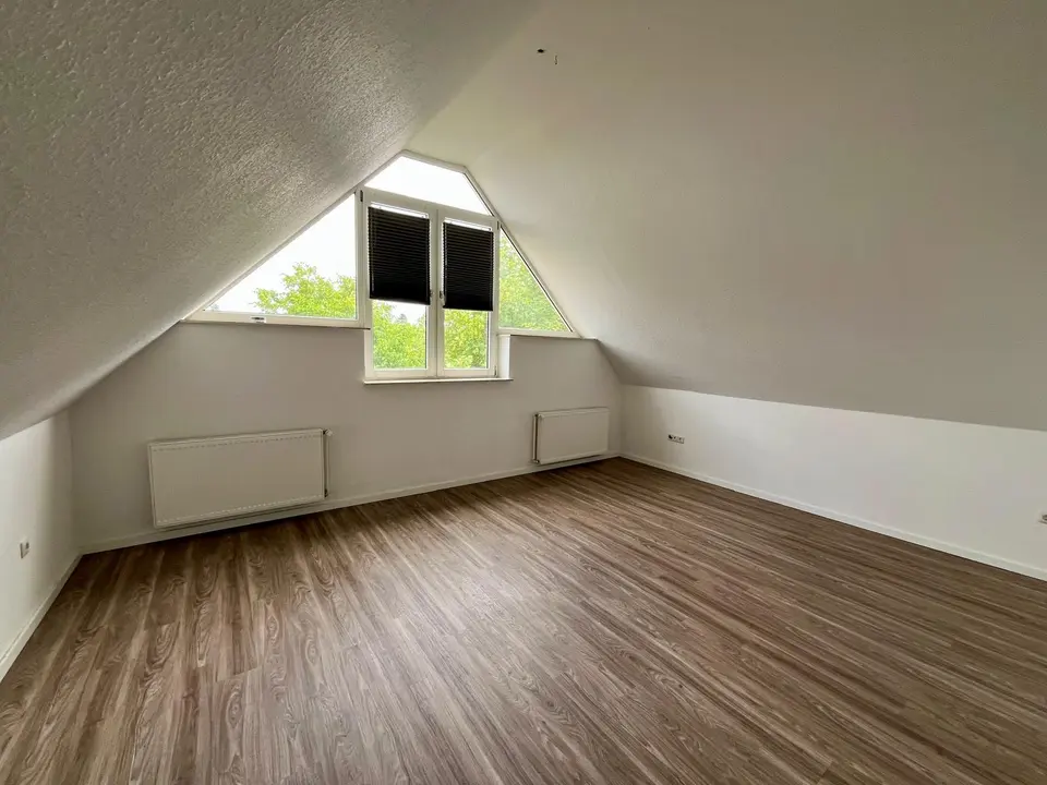 2 Zimmer Wohnung mit 120 m² in Leer – Bild 6
