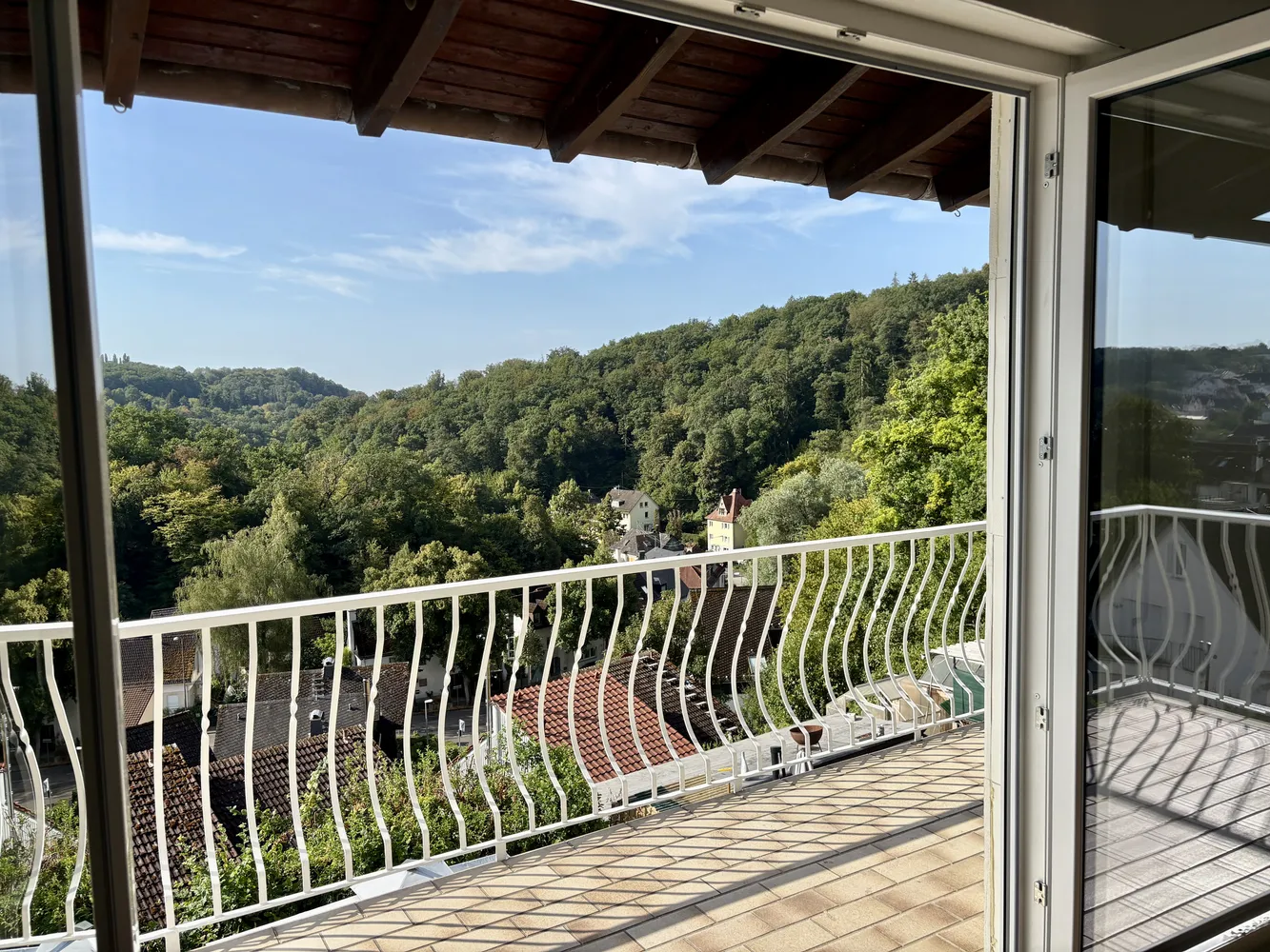 3 Zimmer Wohnung mit 110 m² in Wiesbaden – Bild 4