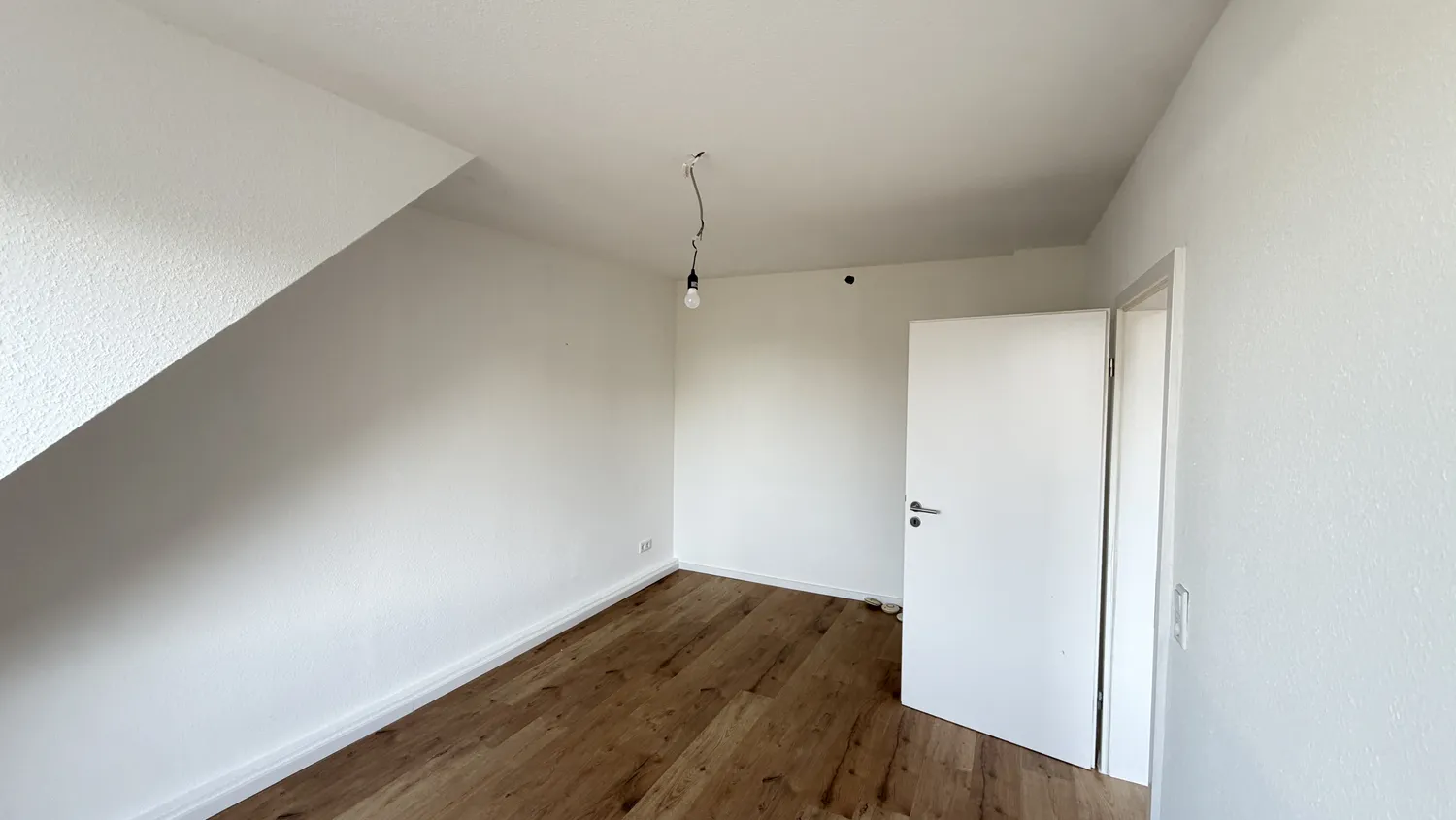 5 Zimmer Wohnung mit 101 m² in Wuppertal – Bild 8