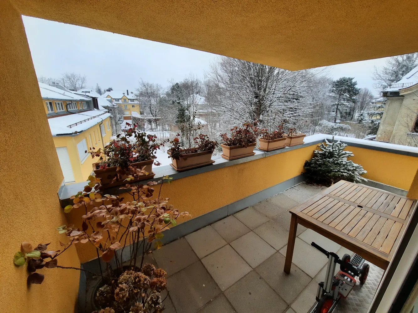 3 Zimmer Wohnung mit 77 m² in München – Bild 1