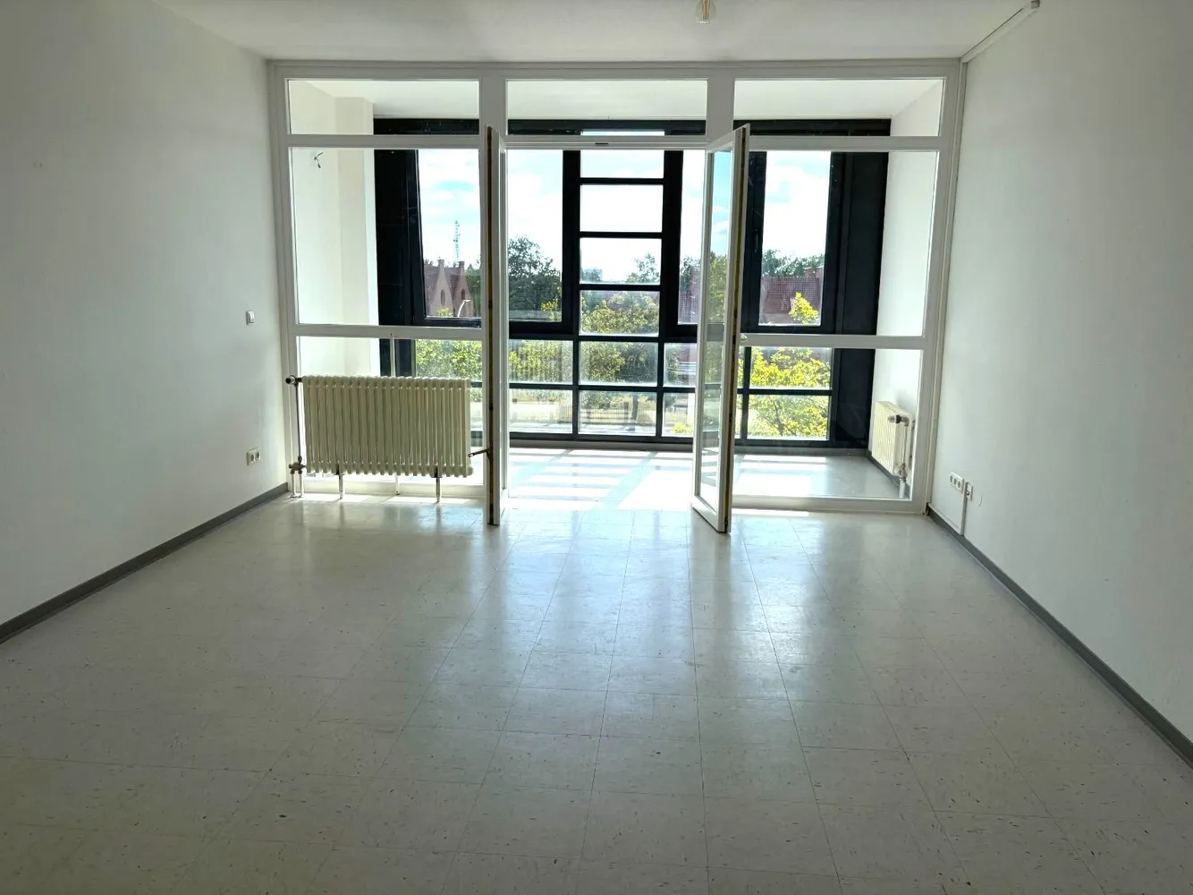 2 Zimmer Wohnung mit 60 m² in Berlin – Bild 1