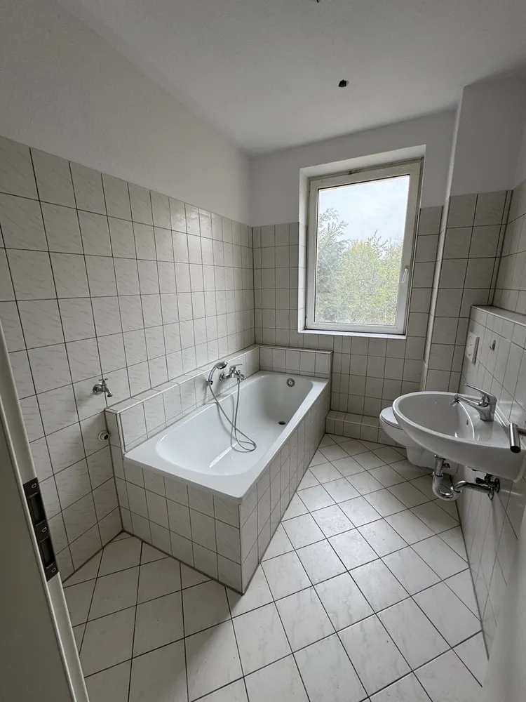 2 room apartment with 50 m² in Magdeburg – Photo 5