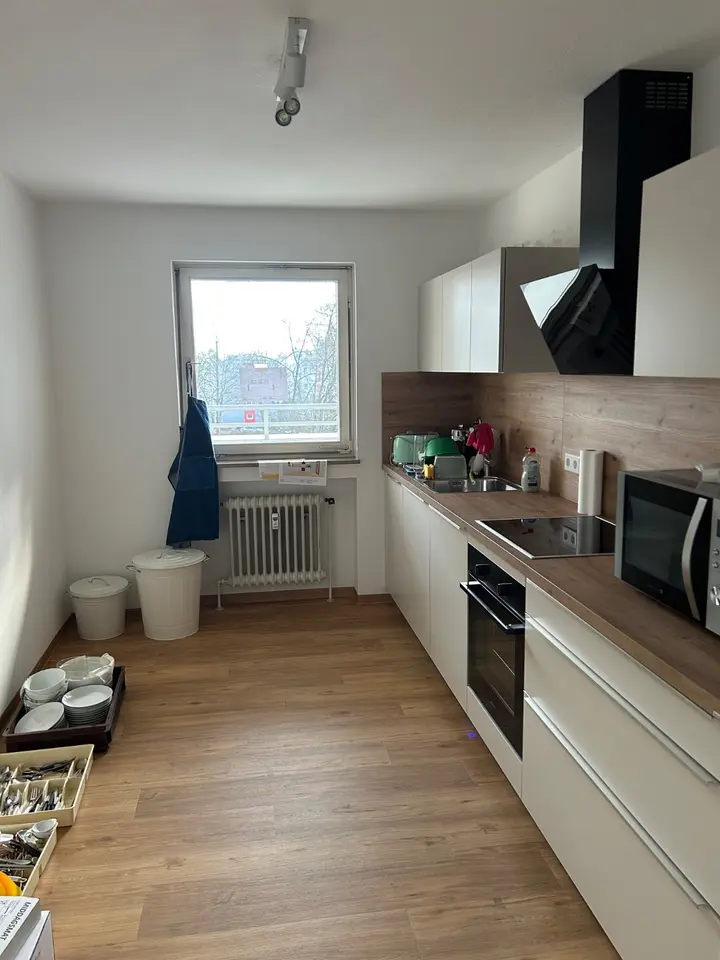 4 Zimmer Wohnung mit 122 m² in Erlangen – Bild 2