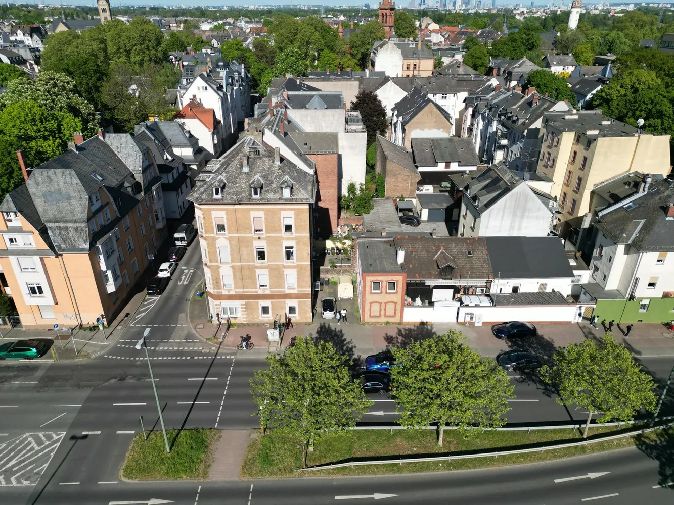 2 Zimmer Wohnung mit 65 m² in Frankfurt am Main – Bild 12