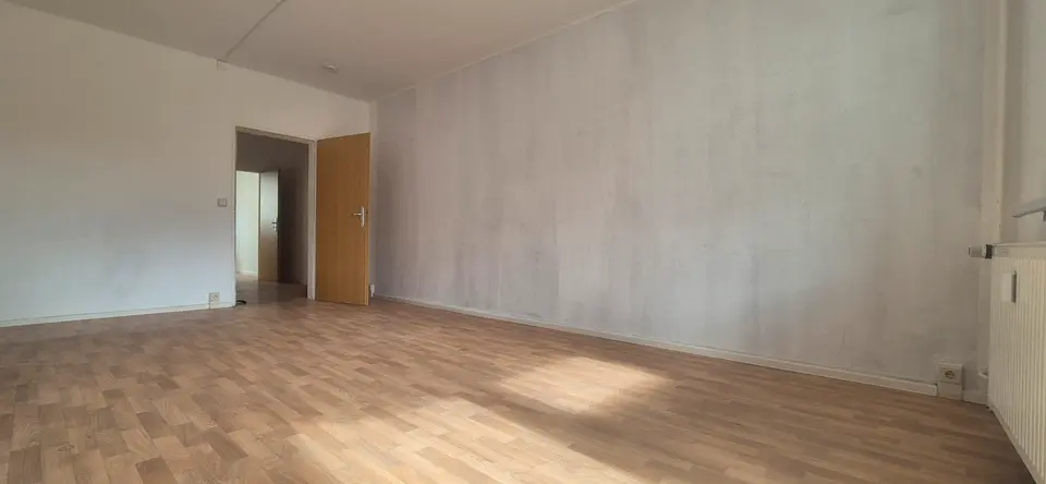 4 Zimmer Wohnung mit 87 m² in Crimmitschau – Bild 2