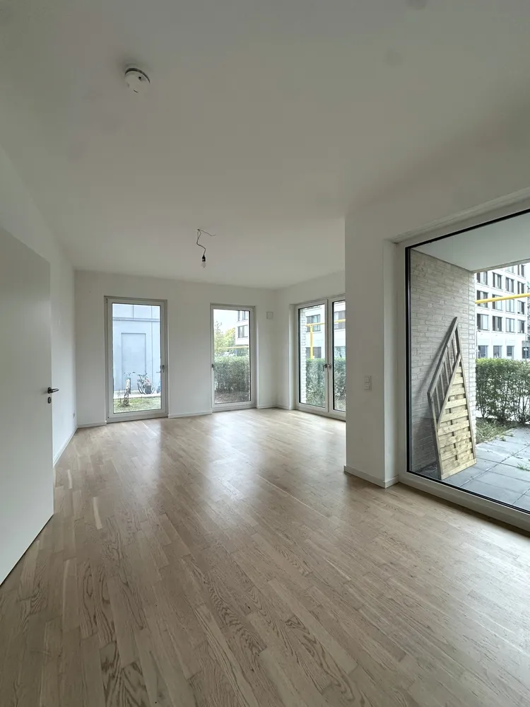 2 Zimmer Wohnung mit 81 m² in Berlin – Bild 3