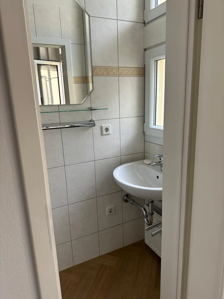 1 Zimmer Wohnung mit 30 m² in Frankfurt am Main – Bild 11