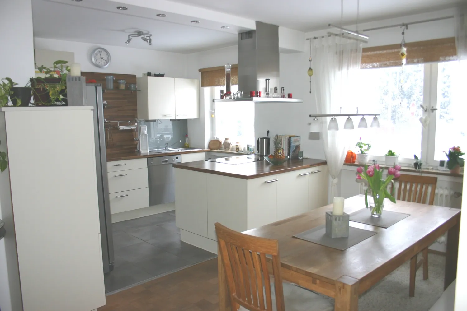 4 Zimmer Wohnung mit 100 m² in München – Bild 3