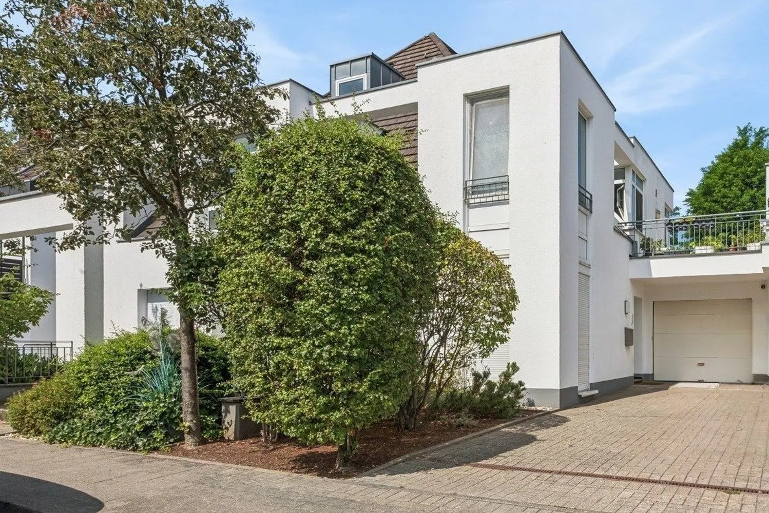 5 room apartment with 177 m² in Düsseldorf – Photo 2