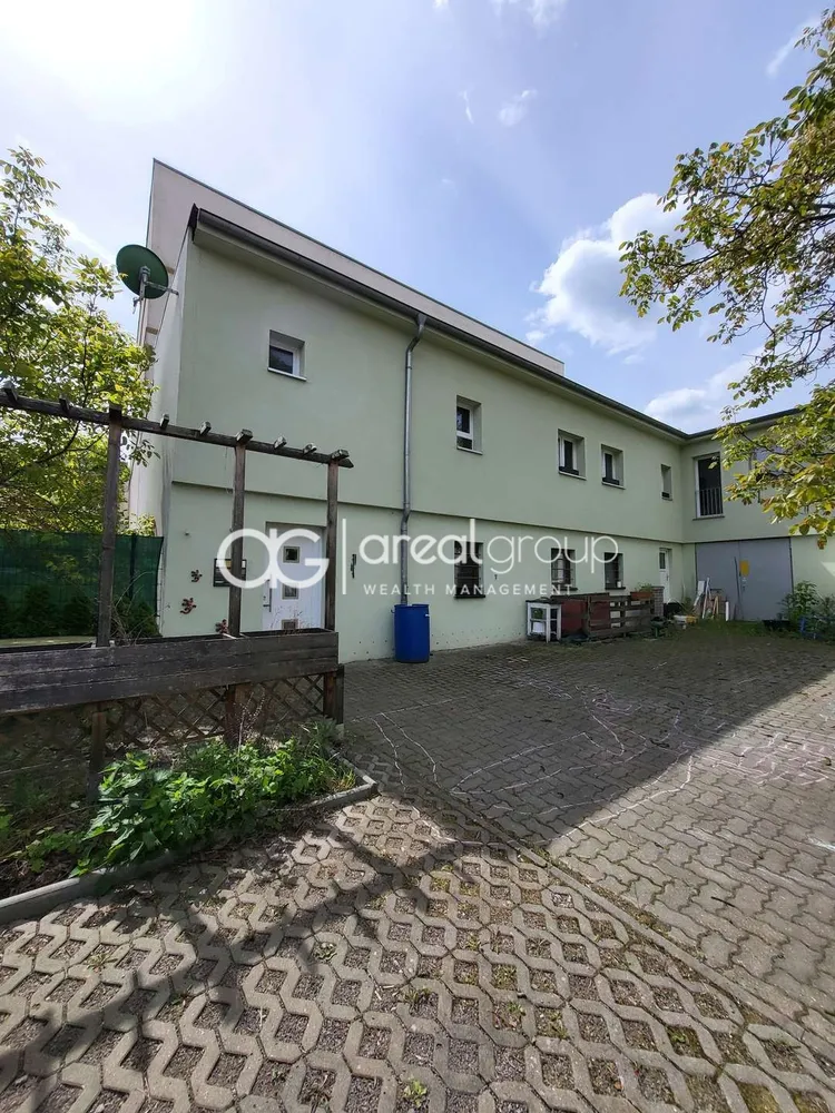 3 Zimmer Wohnung mit 175 m² in Halle (Saale) – Bild 1