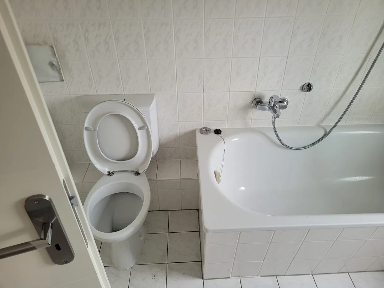 2 Zimmer Wohnung mit 38 m² in Halle (Saale) – Bild 4