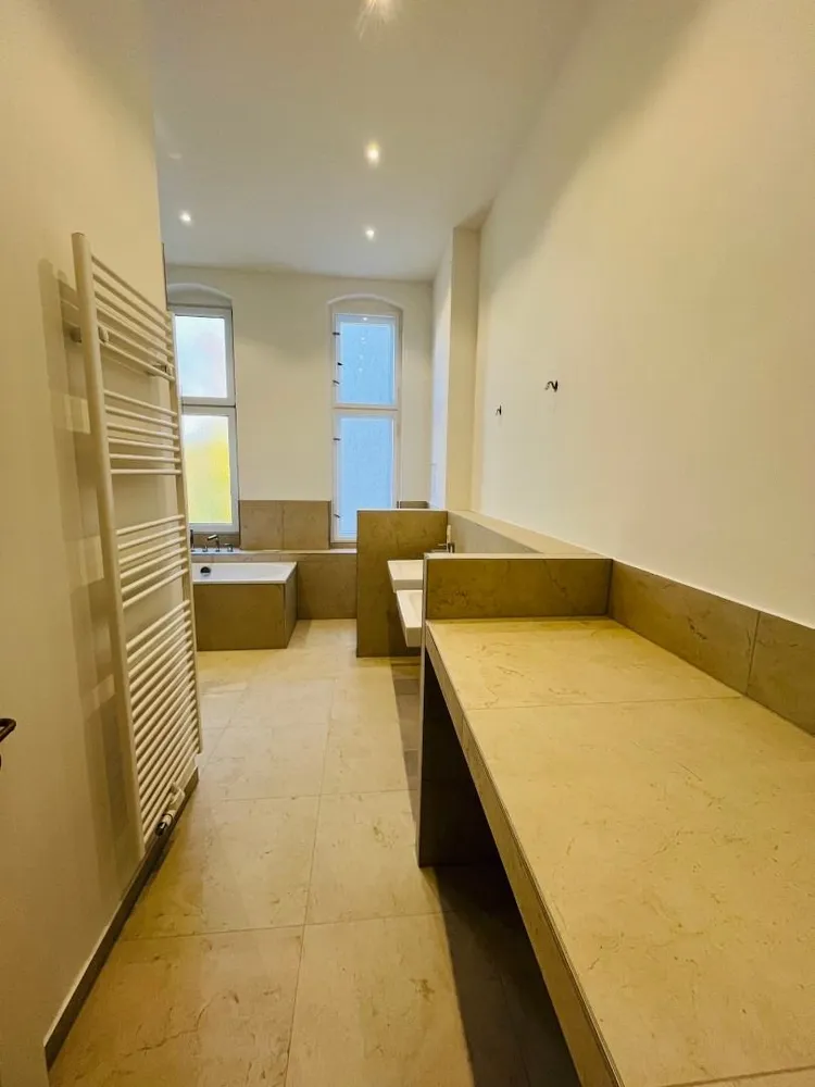 3 room apartment with 141 m² in Berlin – Photo 3