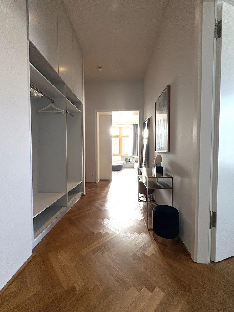 3 Zimmer Wohnung mit 146 m² in Berlin – Bild 3