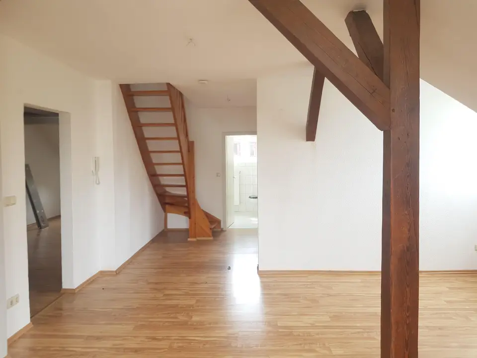 3 Zimmer Wohnung mit 76 m² in Altenburg – Bild 2