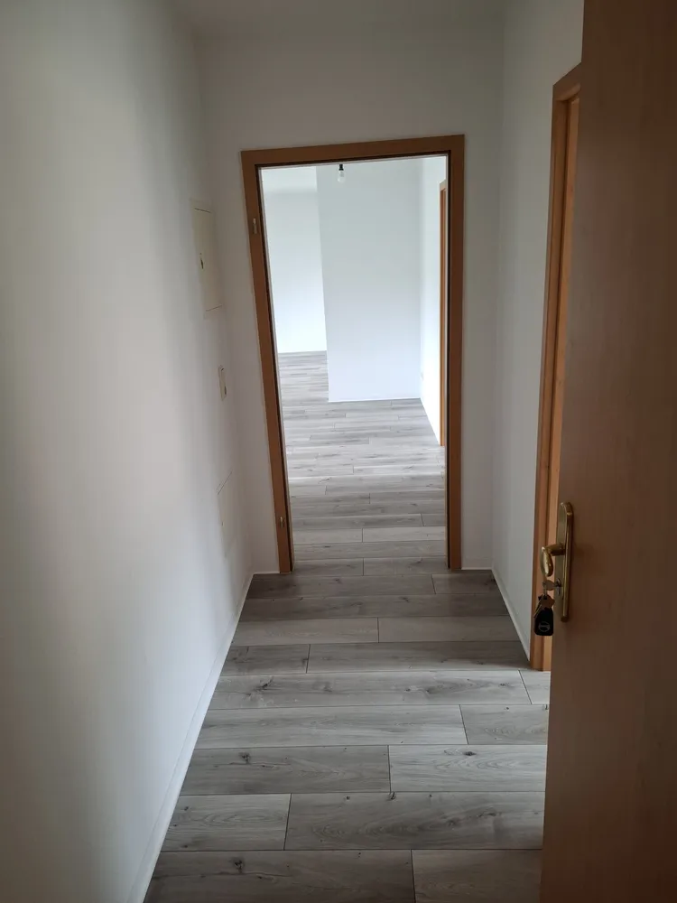 2 Zimmer Wohnung mit 68 m² in Crimmitschau – Bild 6