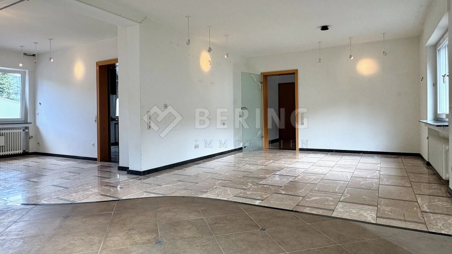 6 Zimmer Haus mit 184 m² in Siegen – Bild 10