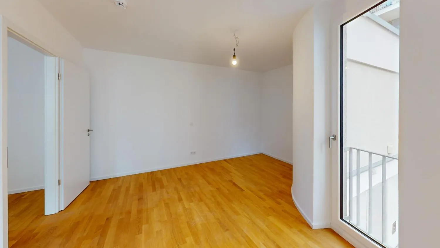 4 Zimmer Wohnung mit 131 m² in Berlin – Bild 3